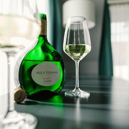 Weingut Pastoriushaus - Artur Steinmann Hotel Sommerhausen Bagian luar foto