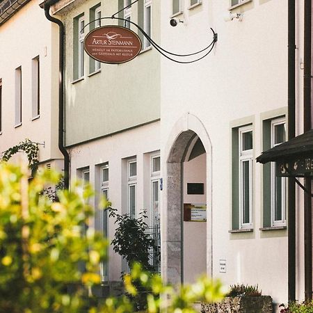Weingut Pastoriushaus - Artur Steinmann Hotel Sommerhausen Bagian luar foto